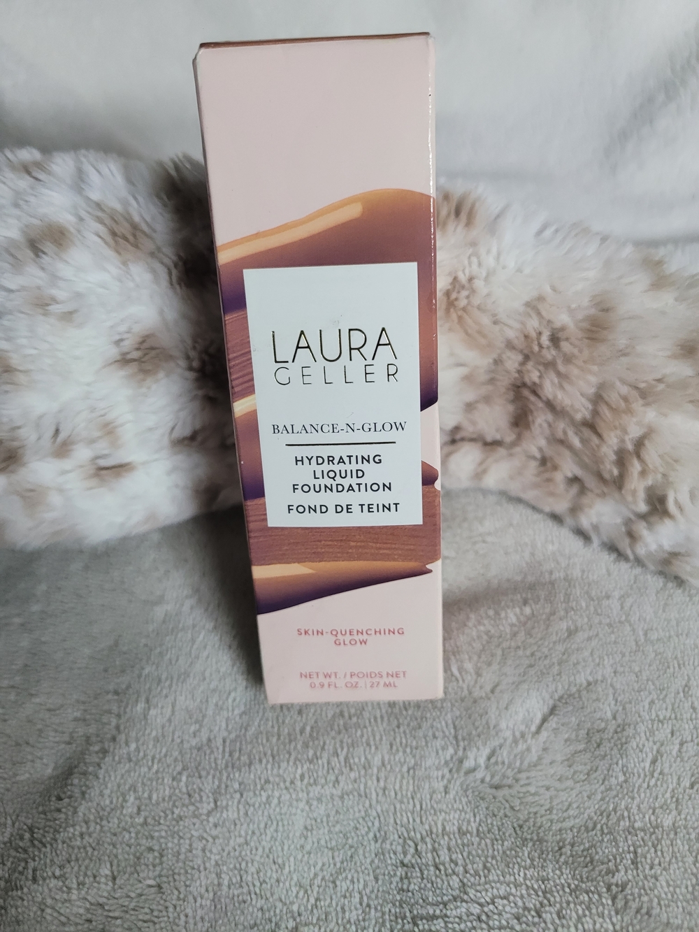 Laura Geller Balance-N-Glow Hydrating Liquid Foundation – Tan – NEW